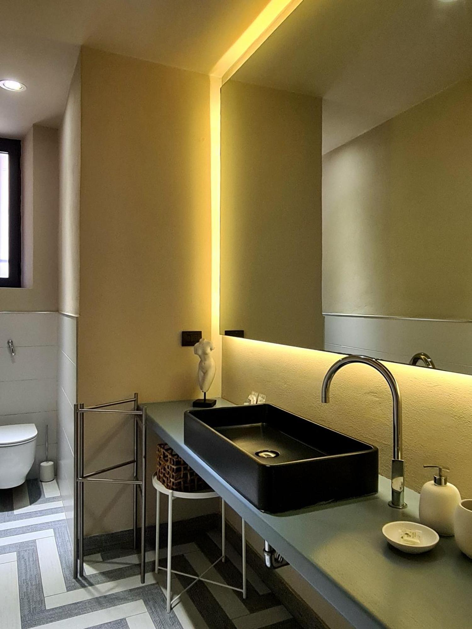 Serendipity Rooms - Navigli Milano Eksteriør billede